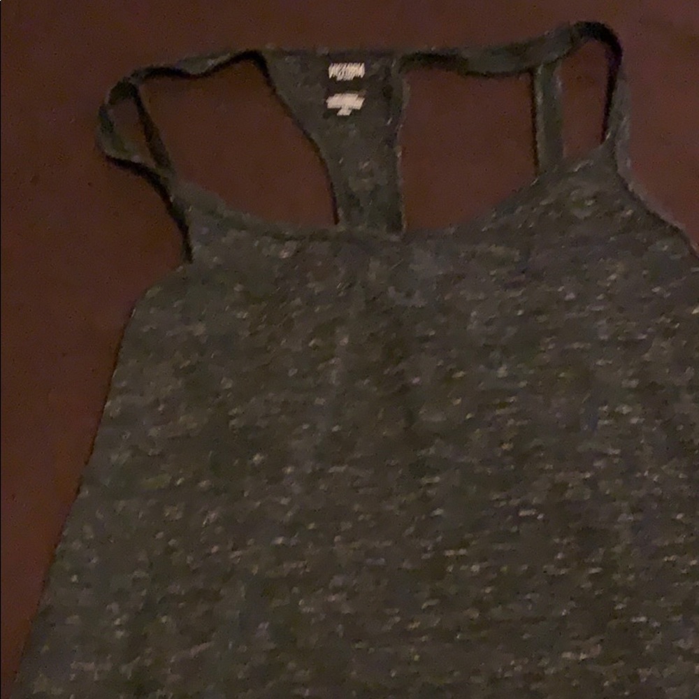 Active tank NWOT